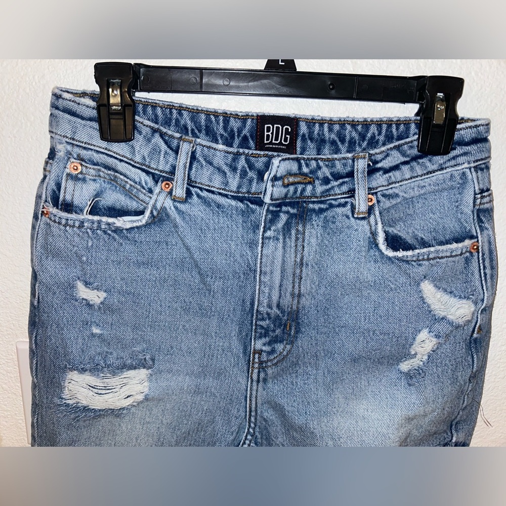 Bdg Patch Jeans - image 2